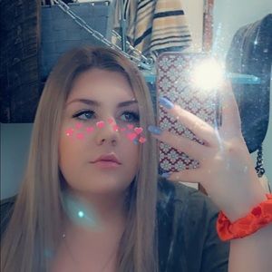 Meet your Posher, Macenna